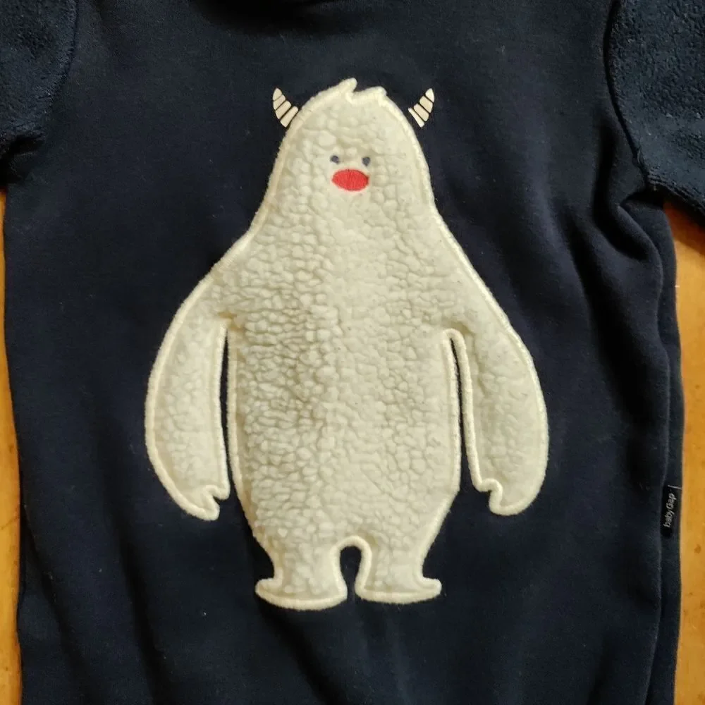 Gap outfit size 6 to 12 months one piece outfit navy blue unisex boys fleece